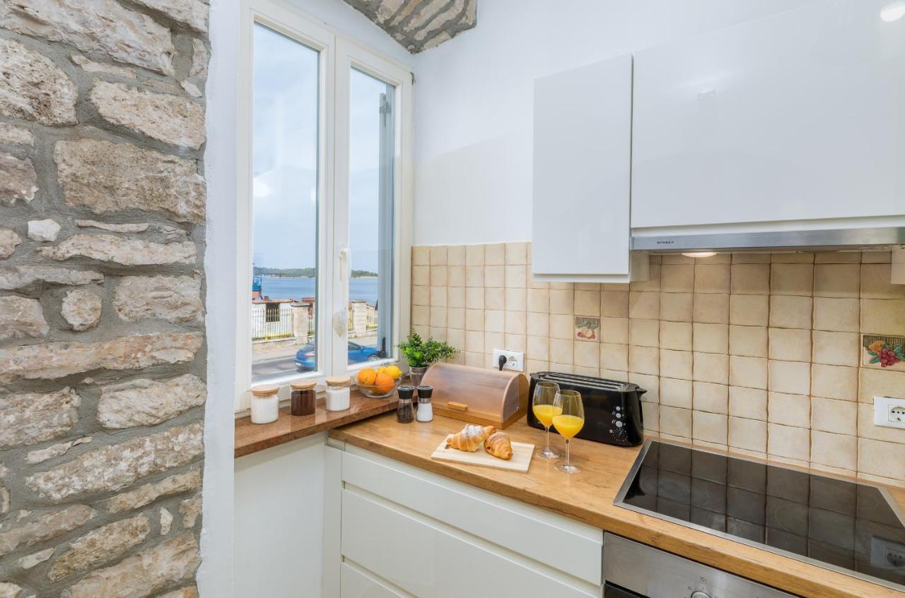 Apartment Augusto - Sea View Pula Exterior foto